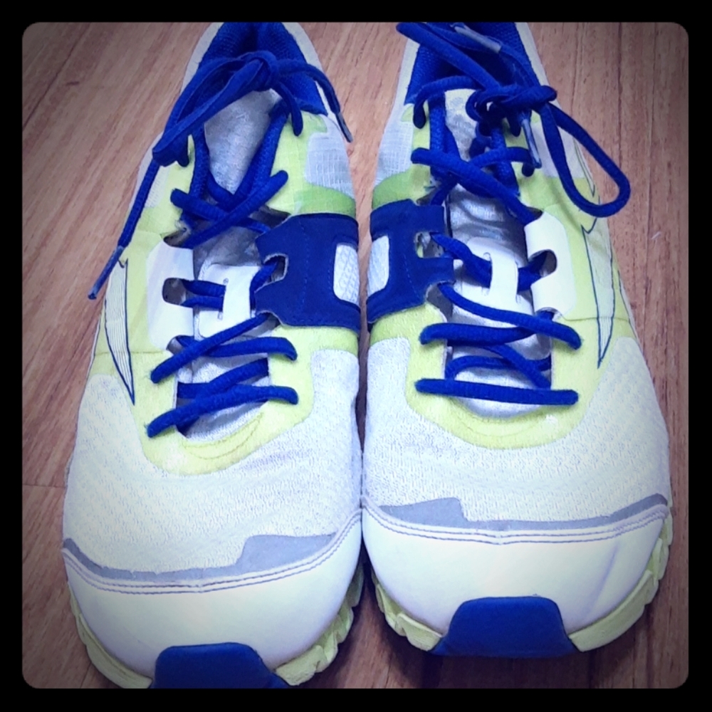Sport shoes for men